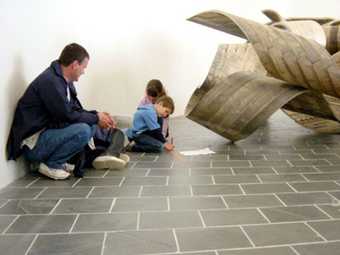 Twisty Word sculpture activity © Tate